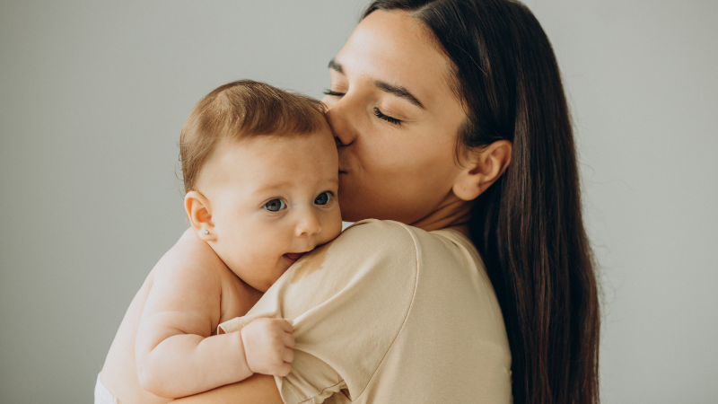 Porque o desejo de ser mãe merece ter um caminho acessível. - Dra Mila Cerqueira Ginecologista Florianopolis