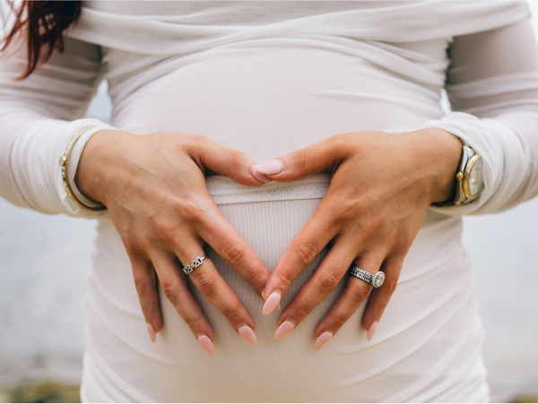 Dra Mila Cerqueira -ginecologista especialista em reprodução humana Florianopolis