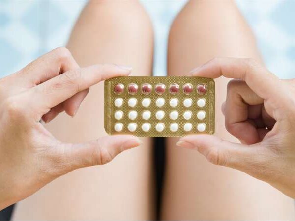 Pílula anticoncepcional diminui a fertilidade da mulher? - Dra Mila Cerqueira - Ginecologista Florianópolis